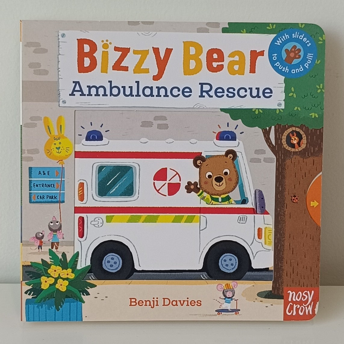 Bizzy Bear Push And Pull Ambulance Rescue