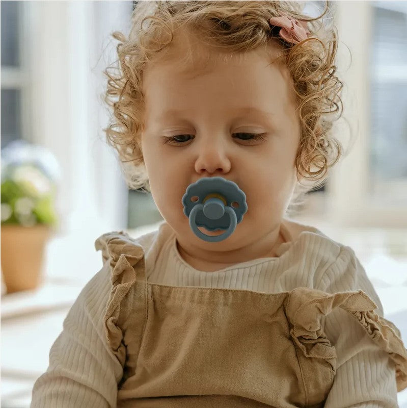 FRIGG Daisy Silicone & Latex Pacifier
