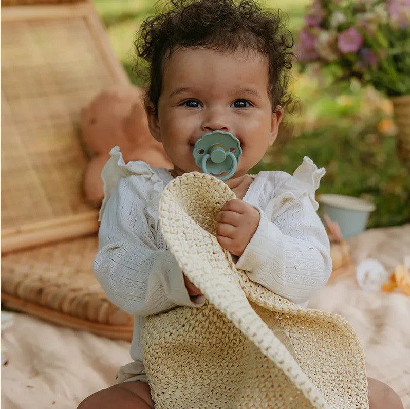 FRIGG Daisy Silicone & Latex Pacifier