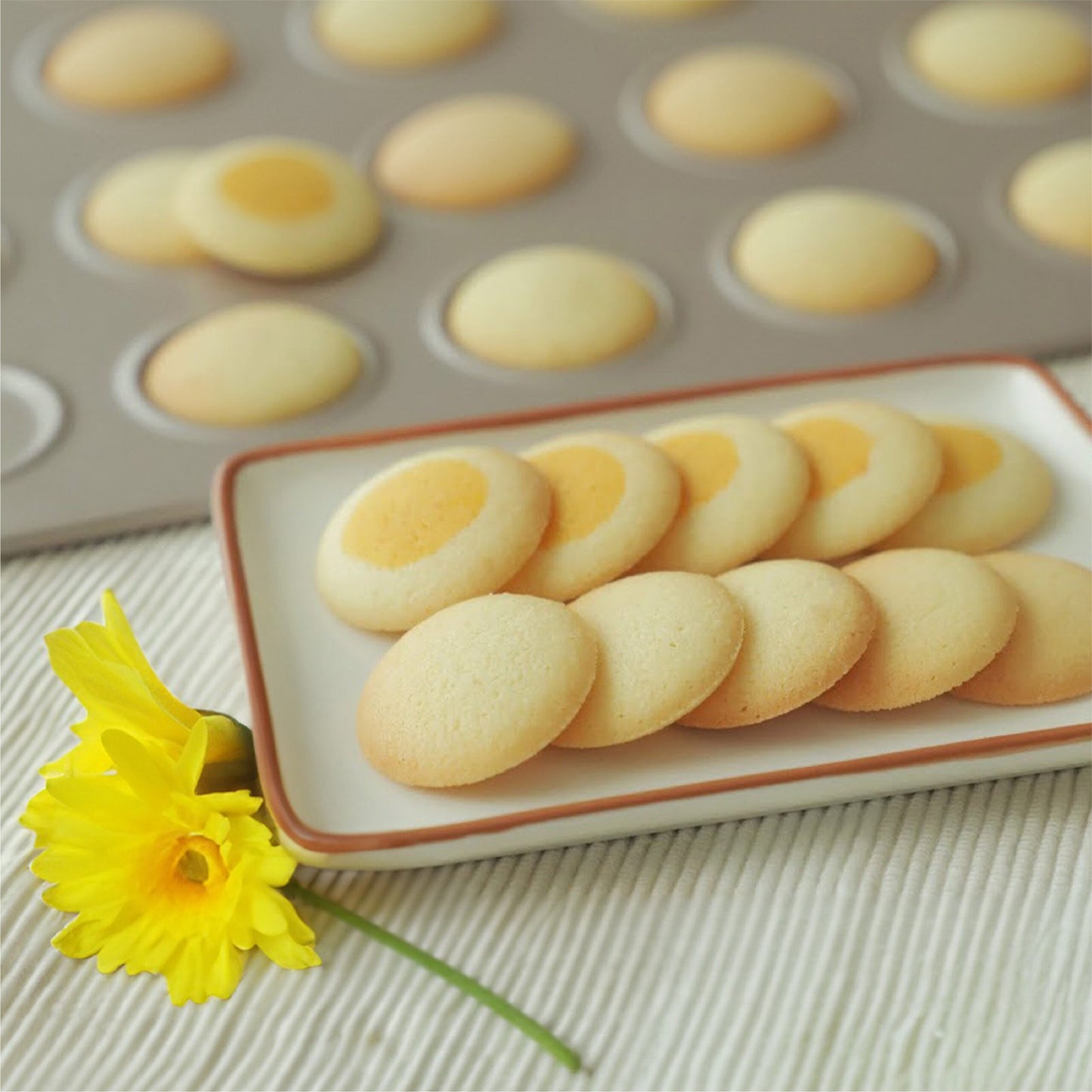 Cowhead Gold Bites Egg Cookies 150g