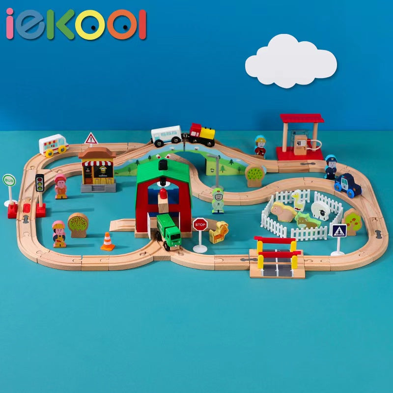 Iekool - Wooden Small Town Farmland Rail Set